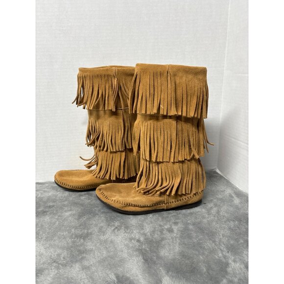 Minnetonka Womens Triple Fringe Suede moccasin Boots Size 7 Mid-calf NWO… - Picture 3 of 10